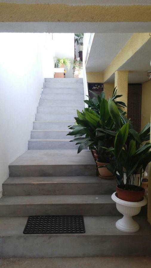 Apartments Viktorija Starigrad Paklenica Exterior foto